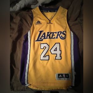 Kobe Bryant Los Angeles Lakers Jersey Youth small